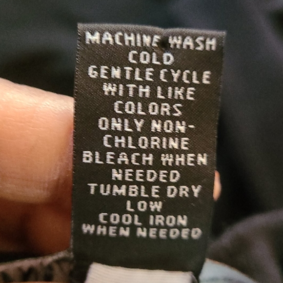 I.N.C International Concepts Keyhole Sweater - Picture 6 of 6